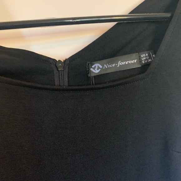 Cute black dress - Picture 1 of 2